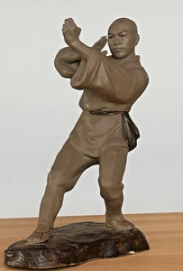 Shaolin Mönch in Kung Fu Position - Chinesische Mudman Figur - Bild 1 von 20