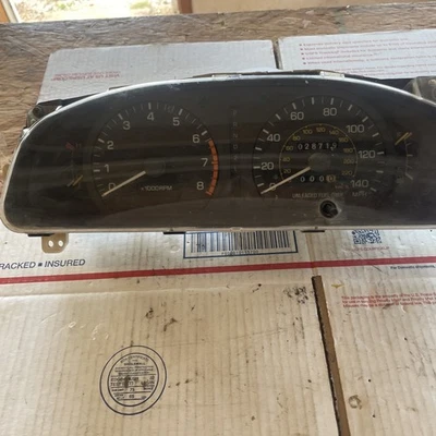 Toyota Camry 1994-96 2,2 L A/T velocímetro cuadro de instrumentos dañado 28 k Foto 1 de 4
