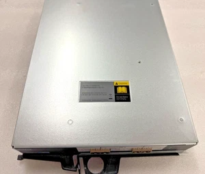 Kontroler pamięci masowej NetApp IOM12 SAS 12Gbps 111-02850+C3 - Zdjęcie 1 z 2