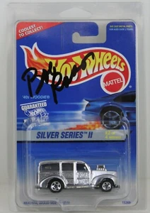 1996 Hot Wheels Silver Series II 2/4 '40s Woodie 5sp Chrome #421 AUTOGRAPH  - Picture 1 of 2