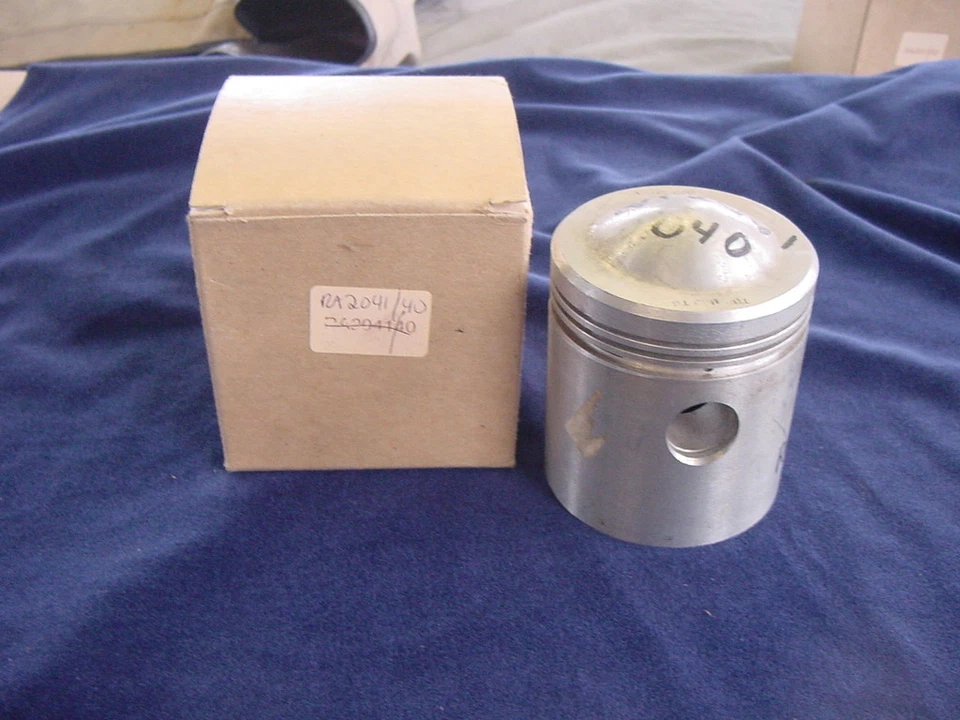 Nuevo de Lote Antiguo Pistón AE 040 Jaguar 3.4 MKII 3.4 XK140 XK150 3.4S MKIX MKVII  Foto 1 de 4