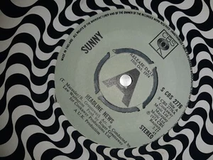 rare Promo 7" Vinyl _ SUNNY _ Headline News / Dont come back / CBS/UK 1974 - Bild 1 von 8