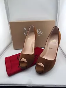 Brand New CHRISTIAN LOUBOUTIN Very Prive Tobacco Suede SZ 8.5 EU38.5 Box, Bags - Picture 1 of 12