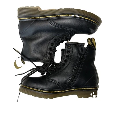 Botas Dr. Martens 1460 T pretas juvenil tamanho EUA 10 Reino Unido 9, unissex infantil - Imagem 1 de 4