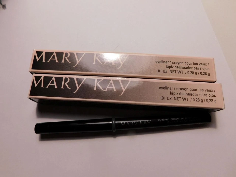 Two Mary Kay Delineador de Ojos Crayón Nuevo Antiguo Stock Acero 090138 Código de Fecha 7A17 Foto 1 de 1