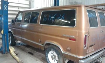 Vidrio de ventilación de puerta delantera derecha para pasajero para camioneta Ford E150 75-84 1334067 Foto 1 de 4