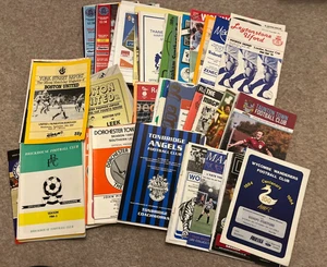 100 X NICHT-LIGA FUSSBALL PROGRAMME - ALLE VERSCHIEDEN - 70ER - 2000er JAHRE - Bild 1 von 3