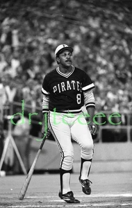 Willie Stargell PITTSBURGH PIRATES - 35mm Baseball Negative - Picture 1 of 1