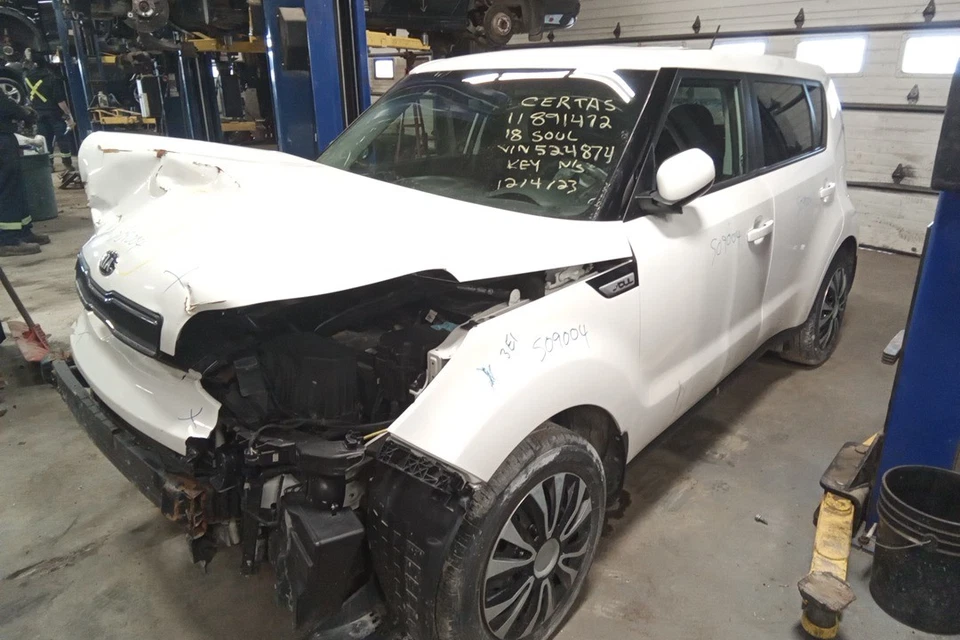 2018 Kia Soul Automatic Transmission OEM 52K Miles - LKQ377348466 - Image 1 of 3