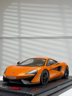 McLaren 570s (Orange) [Tecnomodel] 1/18 scale - Image 1 of 4