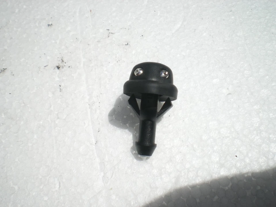 NUEVO Porsche 911 / 912E / 914 / 924 / 930 / 944 Boquilla Lavadora Parabrisas (1) Foto 1 de 3