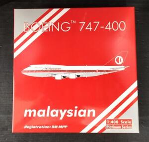 Phoenix 1/400 Boeing 747-400 Malaysia Airlines Military Airplane