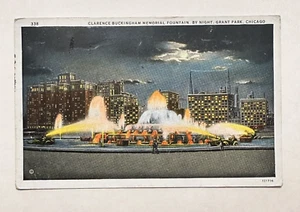 Tarjeta postal Buckingham Memorial Fountain at Night Grant Park Chicago Illinois 1932 - Imagen 1 de 2