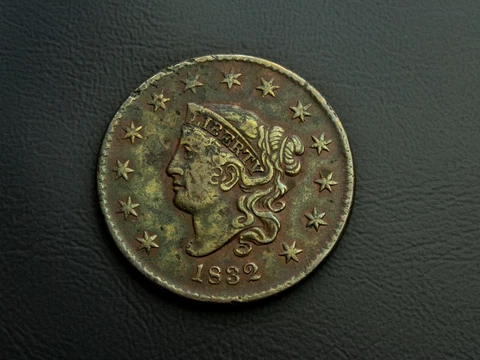 1832 Coronet Head Copper Cent Large Letters Philadelphia Mint Coin Red Patina Cover