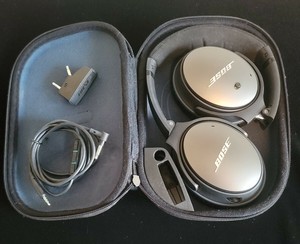 Bose QuietComfort 25 QC25 Noise Cancelling Headphones; WIRED FOR PARTS OR REPAIR
