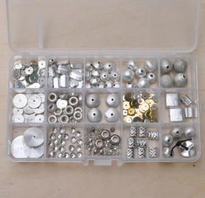1 Aufbewahrungs Box mit Kleinloch- Perlen, Messing versilbert - Bild 1 von 2