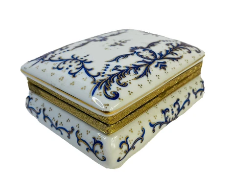 VTG 70s Boho Provincial Porcelain Blue Floral Gold Trinket Jewelry Casket Box Cover