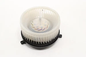 2020 - 2025 CHRYSLER VOYAGER FRONT HVAC A/C HEATER BLOWER FAN MOTOR OEM - Picture 1 of 9