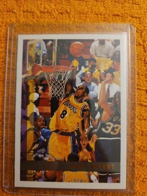 Lote de 4 tarjetas Kobe Bryant 1996-2000 (incluye 2 tarjetas de novato) ver fotos Foto 1 de 4