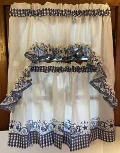 Better Home & Garden 3pc Kitchen Curtain & Valance Set 1 Swag & 2 Tier Blue Dish - Picture 1 of 12