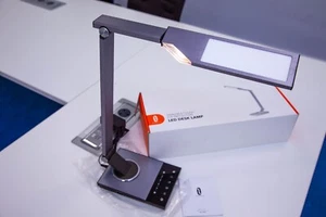 TaoTronics TT-DL16 Dimmable LED Desk Lamp USB Touch Control Space Grey Black A+ - Picture 1 of 23
