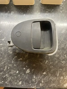 Vauxhall Combo C OS Side Door External Handle And Cage For Sliding Door TYG37 - Picture 1 of 8