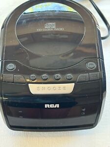 RCA RP5605-A Digital AM FM Stereo CD Clock Radio Smart Snooze LED Display Used