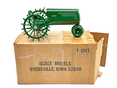 1/16 Oliver 70 Row Crop on Steel With Narrow Front End - Image 1 of 3