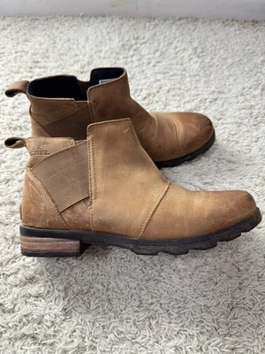 SOREL Emelie Chelsea Size 8 Camel Brown Waterproof Distressed Leather Ankle Boot - Image 1 of 4