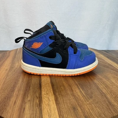 Nike Air Jordan 1 Mid Zapatos Niño Pequeño Talla 7C Azul Negro Naranja Zapatilla 640735-440 Foto 1 de 4