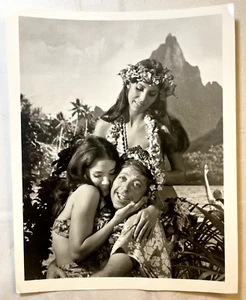 VTG Steve Franken Press Release Photo 1970 7x9 B&W Hawaii - Picture 1 of 2