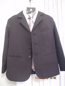 Boy's 3 Button 5 Piece Suit with Shirt, Vest, and Tie 7 - Picture 1 of 2