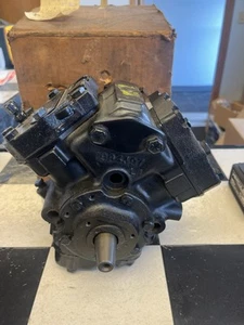 3609285 NOS RV2 Mopar Compressor - Picture 1 of 4