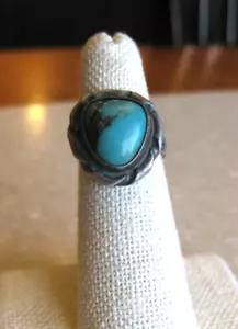 ¿Juego de bisel artesanal vintage antiguo del suroeste turquesa? Anillo / Talla 5 - Imagen 1 de 9