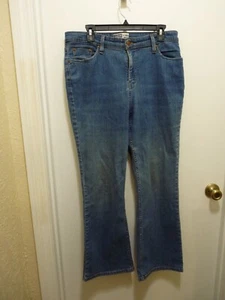 Pantalones de mezclilla cortos talla 14 Misses Levi Signature con corte de bota 34 x 29 - Imagen 1 de 8