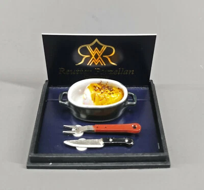 9911084 Reutter Puppenstuben-Miniatur Porzellan Braten Casserole Tranchierbestck - Bild 1 von 2