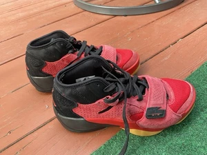 Grade School Air Jordan Zion 2 Red Size 6.5Y Sneakers DV2463-600 - Picture 1 of 11