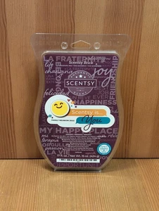 SCENTSY 17 fl. oz. Wax Brick Bar Scents 2022 FAMILY REUNION Scentsy Is You - New - Picture 1 of 8