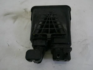 BOTE DE CARBONO VAUXHALL VIVA SE 2015-2019 - Imagen 1 de 8