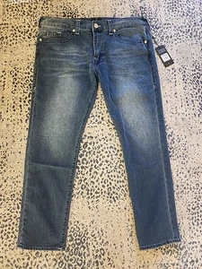 NWT $159 MEN'S TRUE RELIGION JEANS Geno Relaxed Slim Medium Cloudburst SZ 40 - Picture 1 of 7