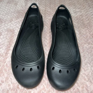 Crocs Kadee Damen-Arbeitsballerinas schwarz Slipper rutschfest Größe 8W - Bild 1 von 9
