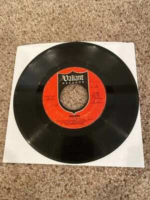 45 Rpm Vinyl The Association Cherish / Dont Blame It On Me - Image 1 of 4
