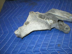 1987 88 89 90 91 92 Camaro Firebird 2.8L 3.1L V6 Alternator Bracket 14102622 GM - Picture 1 of 4