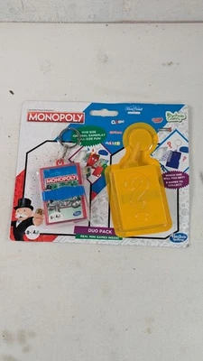 HASBRO GAMING KEYCHAIN GAMES MINI TRAVEL GAMES Duo MONOPOLY/CONNECT 4/CLUEDO - Image 1 of 4