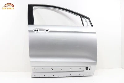 Ford Edge 2015-2021 panel de carcasa de puerta del lado del pasajero delantero derecho OEM Foto 1 de 4