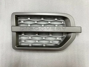 MIT GRAY & SILVER SIDE VENT GRILLE FOR LAND ROVER L319 DISCOVERY 3 2004-2009 - Picture 1 of 4