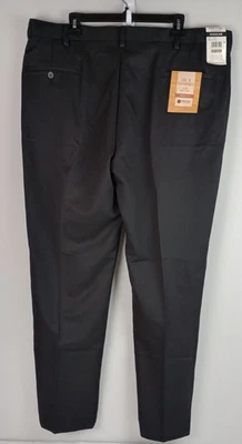 NWT Haggar Classic Fit Cool 18 Men's 42 x 32 Black Pleated Slacks Pants - Image 1 of 4