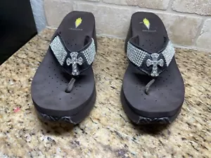 Volatile Strass Keilabsatz Zehenstegsandalen Keilabsatz Plateau Flip Flops Damengröße 9 - Bild 1 von 6