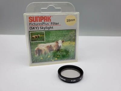Sunpak 28mm Screw-In Skylight 1A Protective Camera Lens Filter - Image 1 of 4
