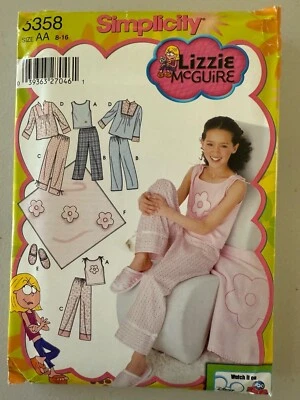 Simplicity Sewing Pattern 5358 Girls' PJs PAJAMAS, SLIPPERS & BLANKET sizes 8-16 - Image 1 of 4